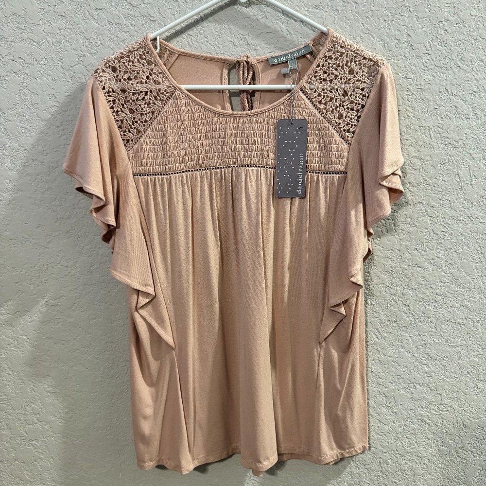 Daniel Rainn Flutter Sleeve Blouse, Size Large